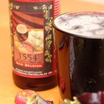 This is a dark ale indede. The glass is clear showing off the full color of this sily ale!