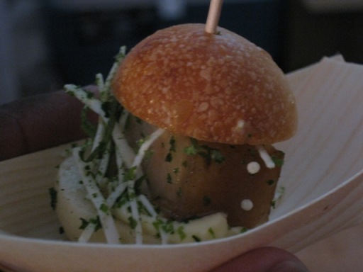 <p>Roasted Pork Belly Slider</p>