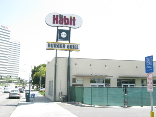 The Habit Hamburger Grill Comes to El Segundo