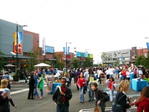 2009-06-27 - Plaza El Segundo Block Party 004