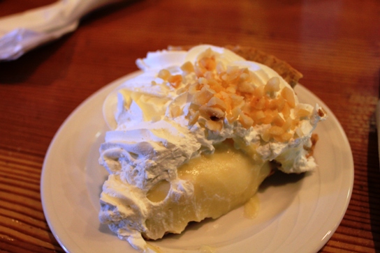 Macadamia Nut Cream Pie