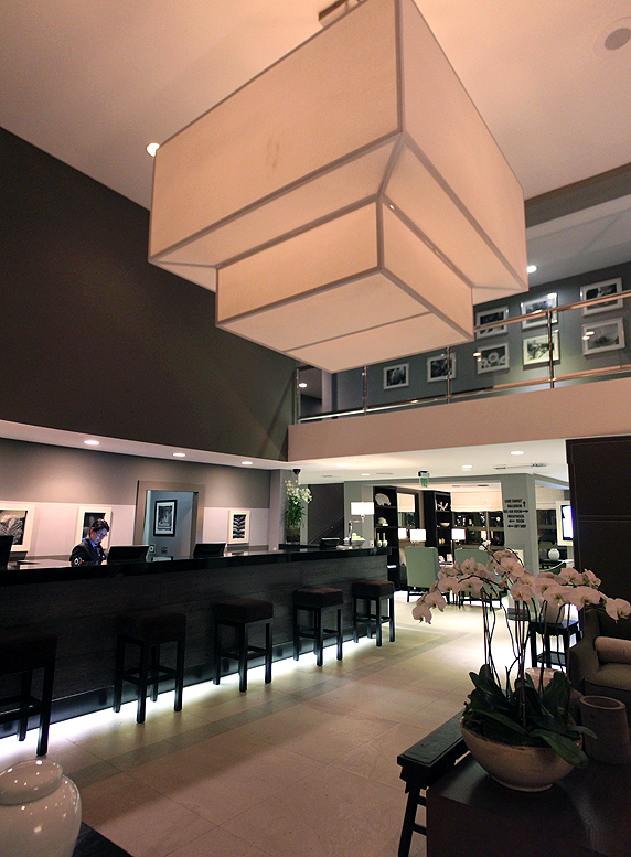 2- The Spacious and Welcoming Lobby of the Luxe Hotel on Sunset Boulevard1 2- The Spacious and Welcoming Lobby of the Luxe Hotel on Sunset Boulevard1