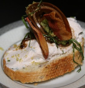 Goat cheese with tempeh bacon