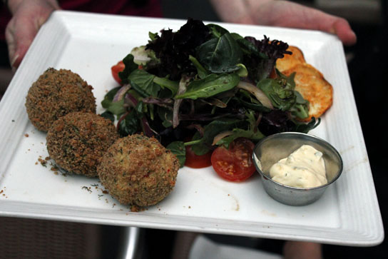 Crab cakes and salad