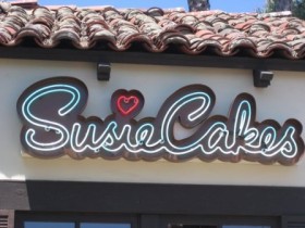 Sweet Summer Treats from SusieCakes Bakery, Manhattan Beach