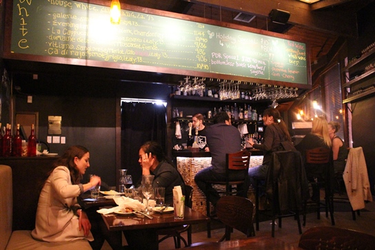 The cozy, lively scene inside Bacari PDR.