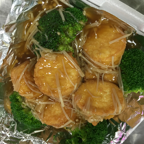 Fried Tofu with Enoki Mushrooms